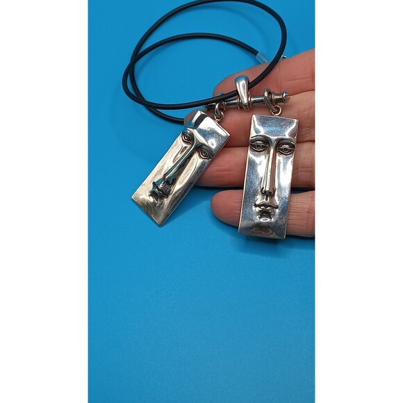 SERGIO BUSTAMANTE Guernica Double Faces Pendants Necklace - Picture 5 of 12